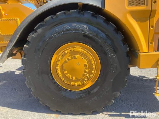 2014年式キャタピラー 627K