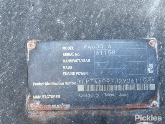 2013年 クマツ WA600-6
