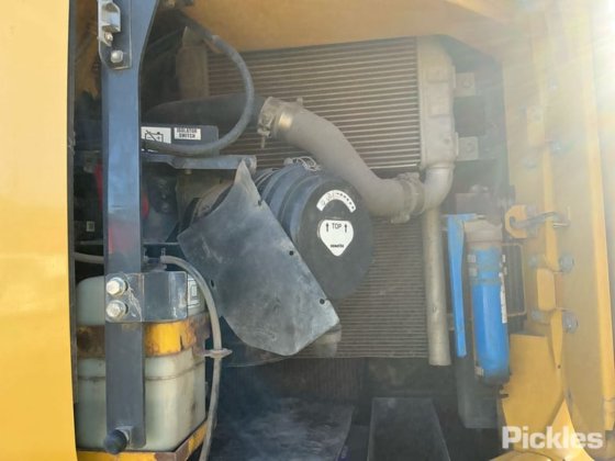 2018年小松PC228USLC-11