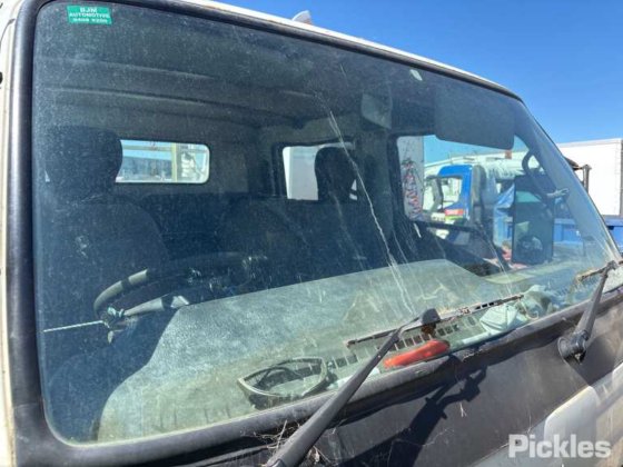 2002年式 三菱キャンター