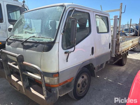 2002年式 三菱キャンター