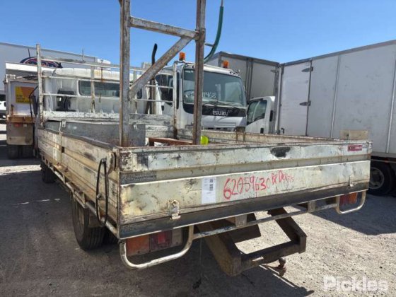 2002年式 三菱キャンター