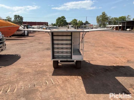 カスタムメイド