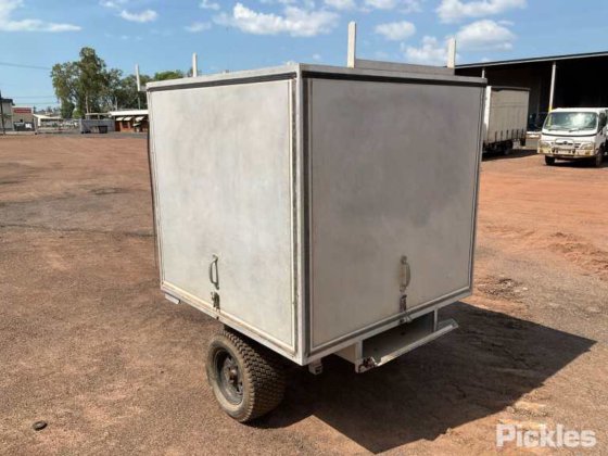 カスタムメイド