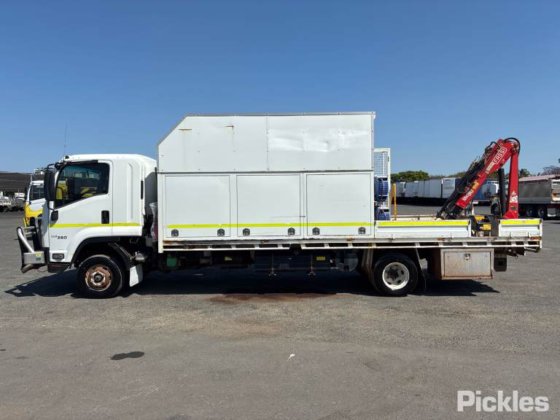 2017款五十铃FRR 110-260