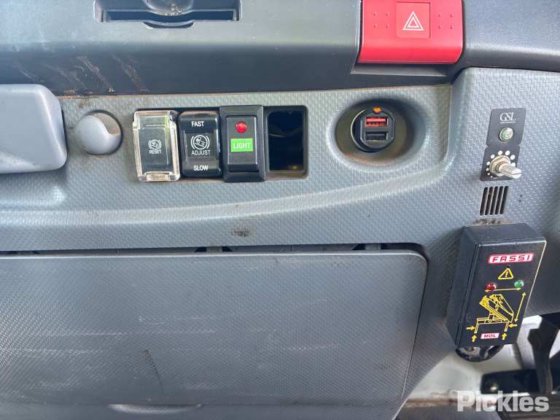 2017款五十铃FRR 110-260