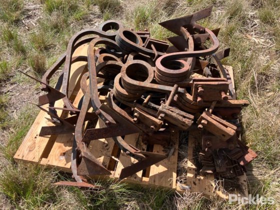 プラウ・タイン・パレット - 合計16タイン