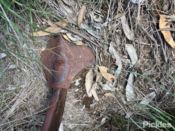 国际 2-11 松土机 - 25Tyne。