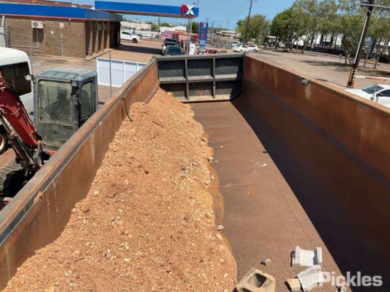 2018 Tristar 后翻斗车