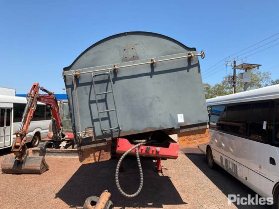 2018 Tristar 后翻斗车