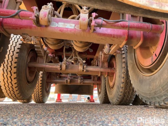 2018 Tristar 后翻斗车