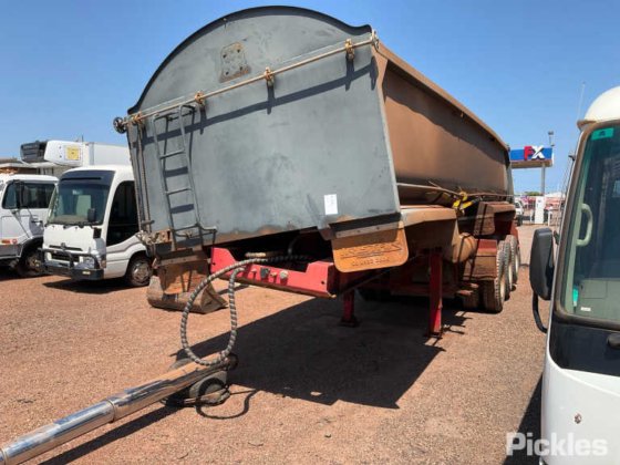 2018 Tristar 后翻斗车