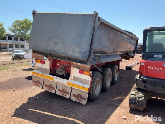 2018 Tristar 后翻斗车