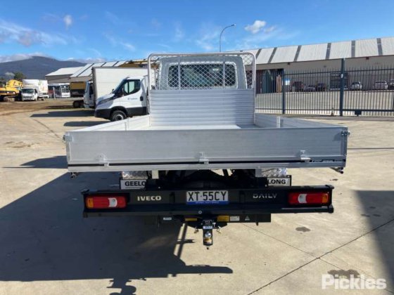 2025 イヴェコ デイリー