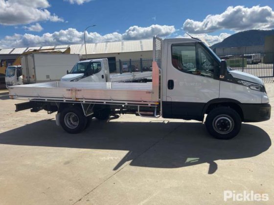 2025 イヴェコ デイリー