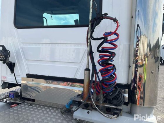 2018年麦克花岗岩