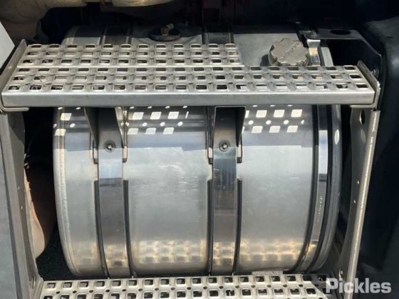 2018年麦克花岗岩