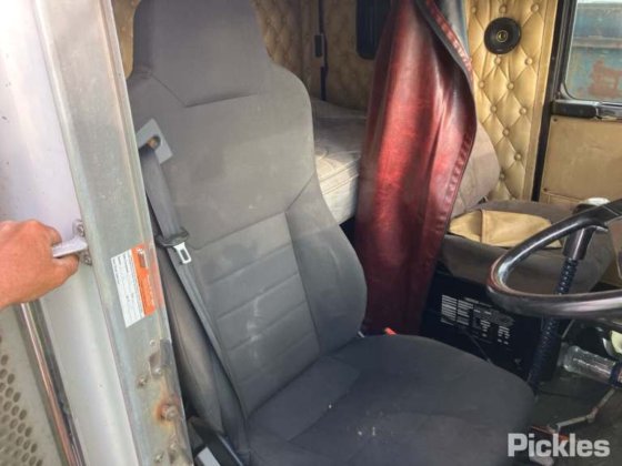 2003年肯沃斯T404