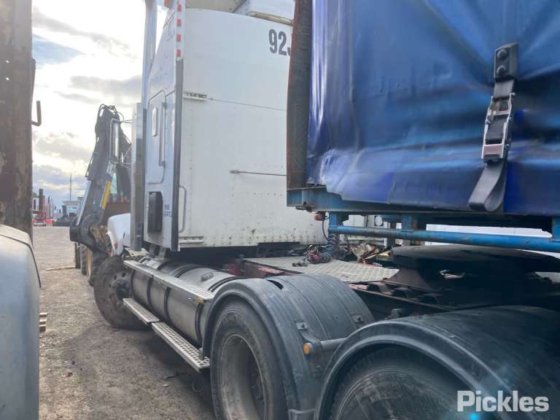 2003年肯沃斯T404