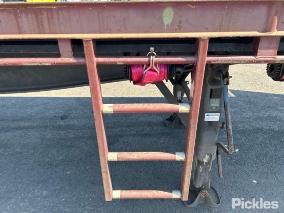 2011年OPhee三轴半挂车