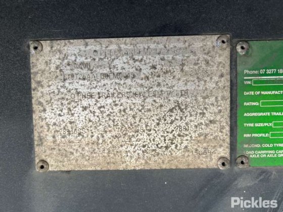 2011年OPhee三轴半挂车