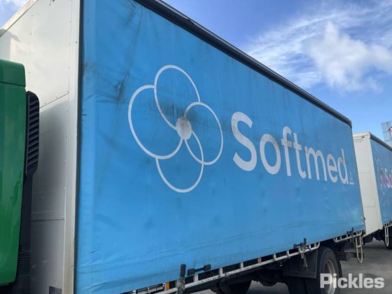 2019年式ボルボ FE280