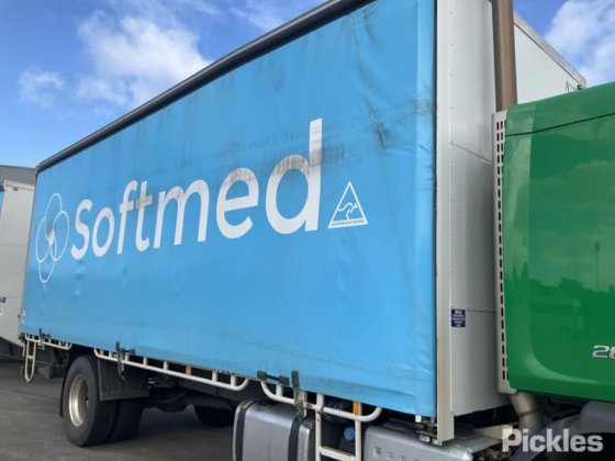 2019年式ボルボ FE280