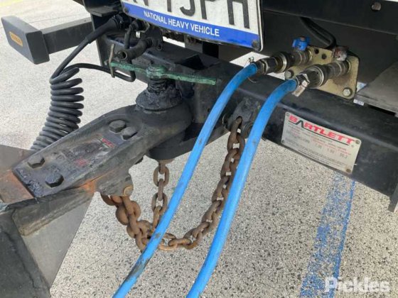 2019年式ボルボ FE280