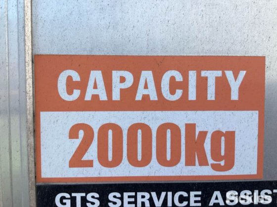 2019年式ボルボ FE280