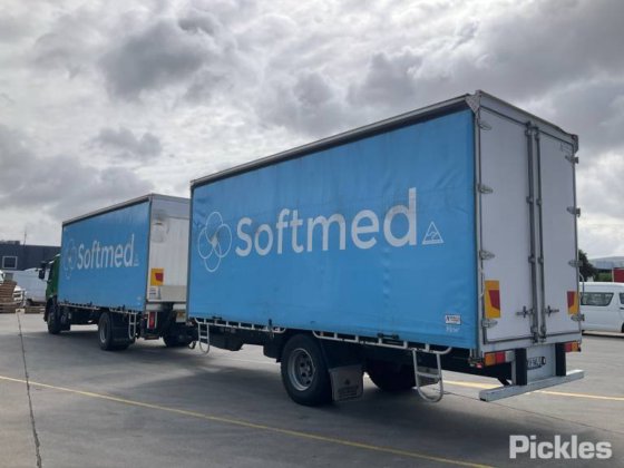 2019年式ボルボ FE280