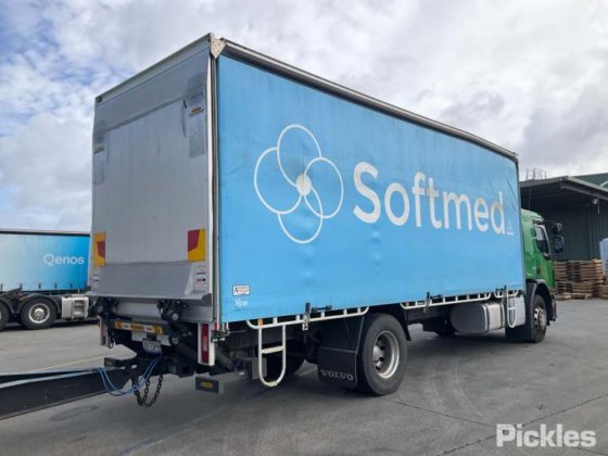 2019年式ボルボ FE280