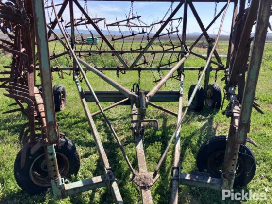 ジョン・シアラー・ハローズ - 13 リーフ。