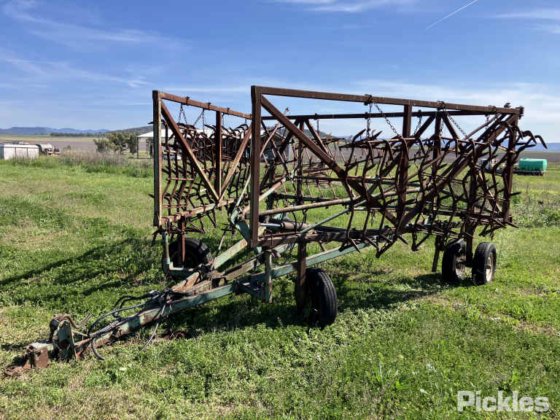 ジョン・シアラー・ハローズ - 13 リーフ。