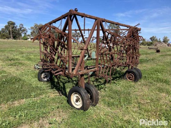 ジョン・シアラー・ハローズ - 13 リーフ。