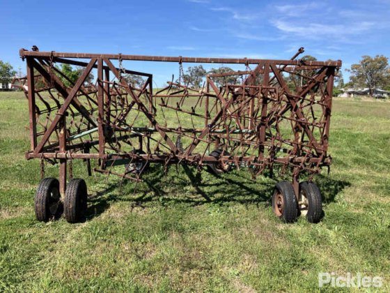 ジョン・シアラー・ハローズ - 13 リーフ。