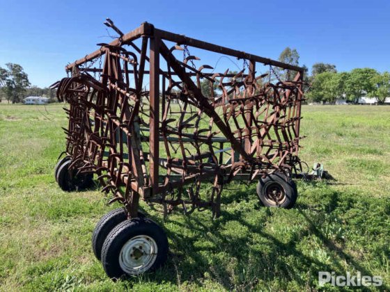 ジョン・シアラー・ハローズ - 13 リーフ。