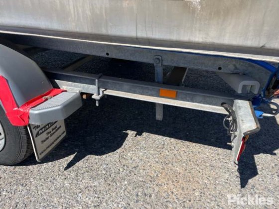 ジェネシス スポーツ カディ