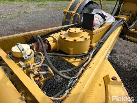 2008年卡特彼勒140M