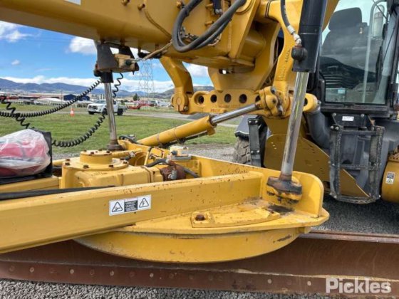 2008年卡特彼勒140M