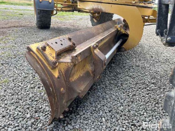 2008年卡特彼勒140M