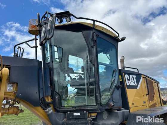 2008年卡特彼勒140M