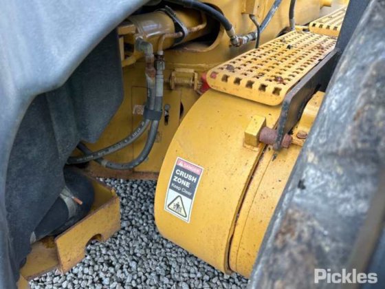 2008年卡特彼勒140M