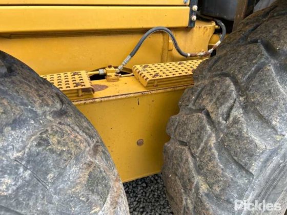 2008年卡特彼勒140M