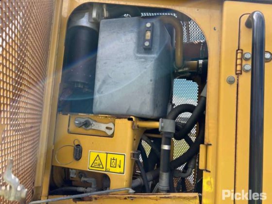 2008年卡特彼勒140M