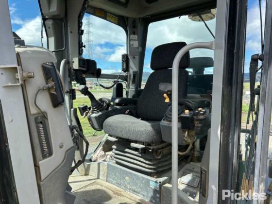 2008年卡特彼勒140M