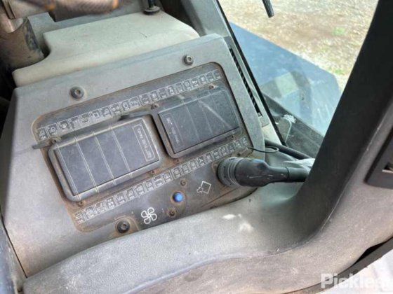 2008年卡特彼勒140M