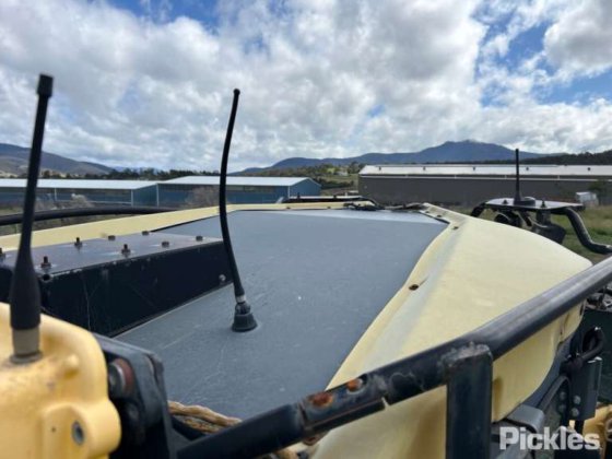 2008年卡特彼勒140M