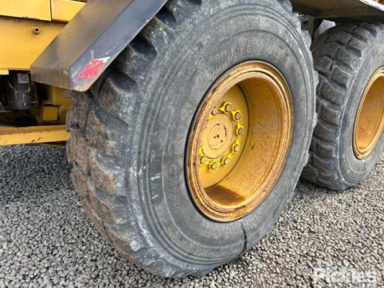 2008年卡特彼勒140M