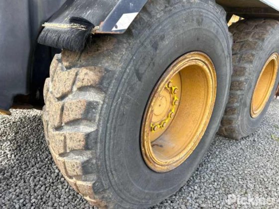 2008年卡特彼勒140M