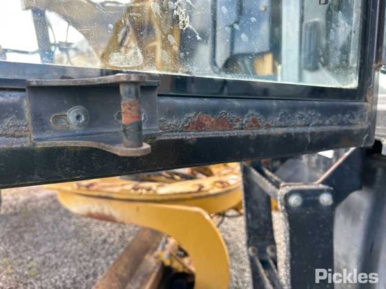 2008年卡特彼勒140M